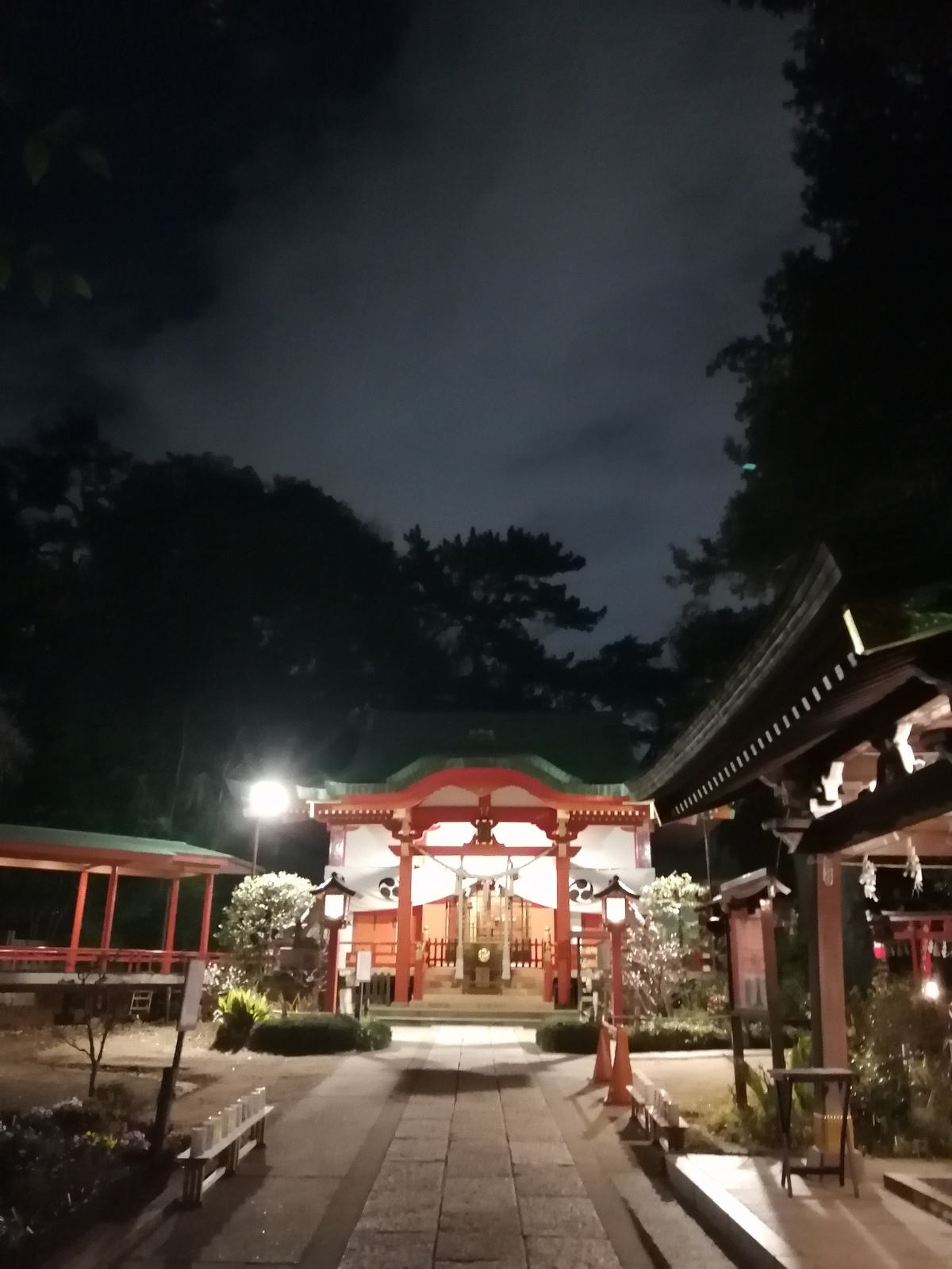 �Ȃ񂾂������������Ȃ����悤�ȁc